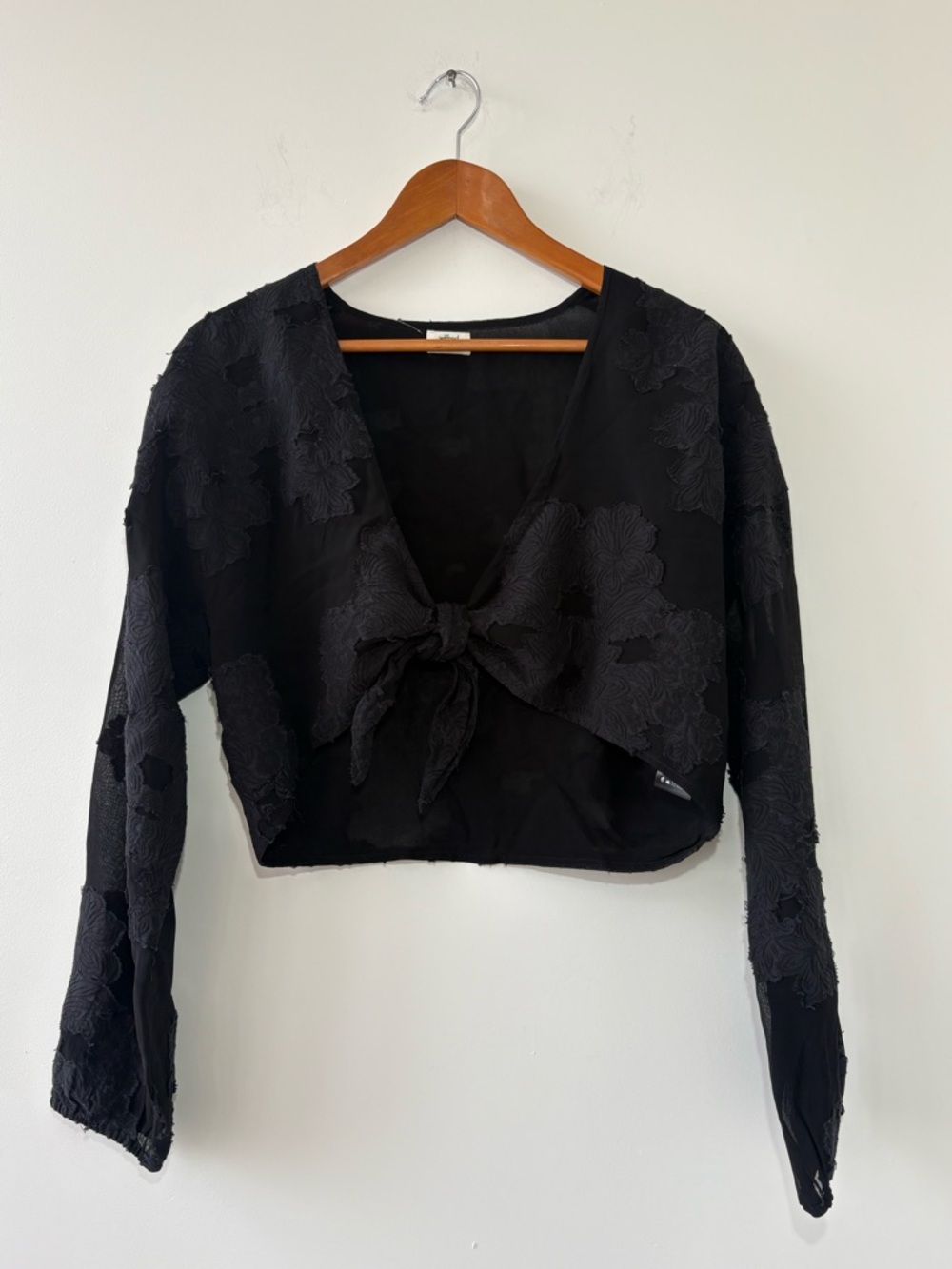 Aritzia Wilfred Blouse Black Long Sleeve Size Medium
